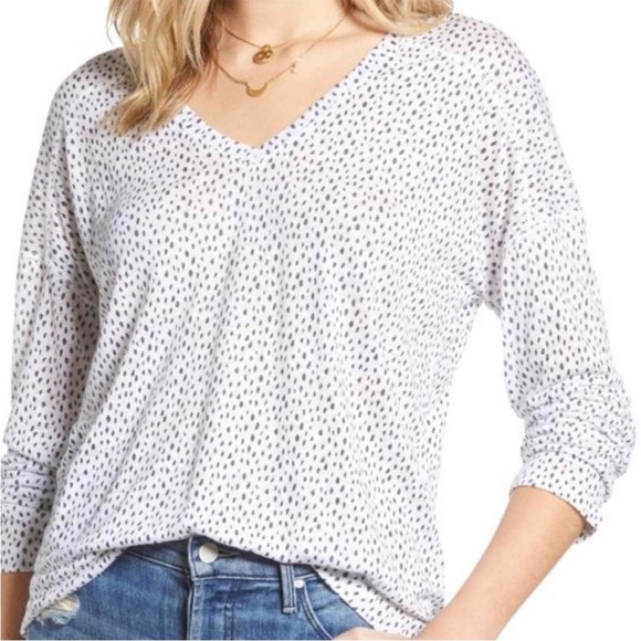 RAILS Women’s SAMI SPOTTED White Black Drop Shoulder Linen Blend V-Neck Top - Picture 3 of 9